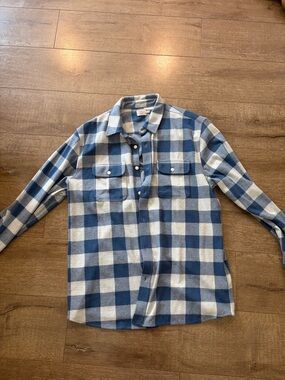 Faherty Blue and White Plaid Button-Down Shirt